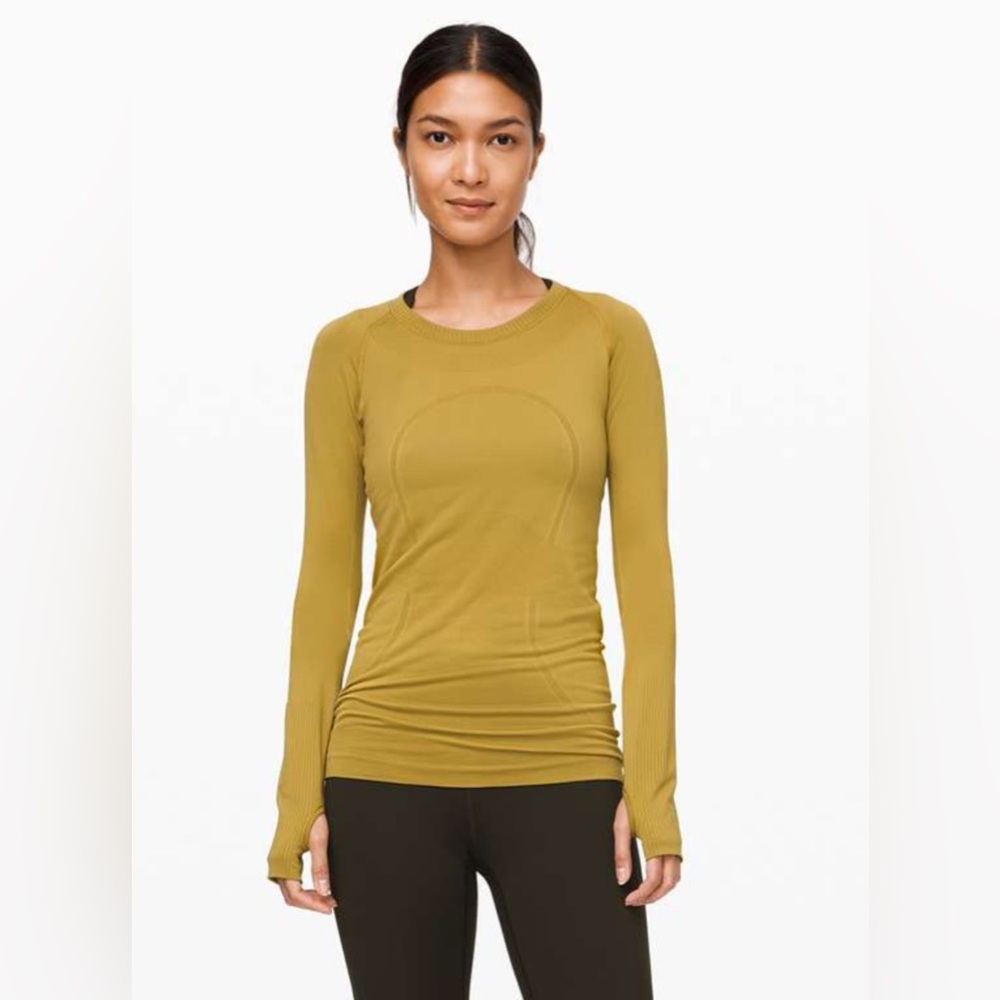 Lululemon Swiftly Tech Long Sleeve Crew
Grape Leaf / Grape Leaf size 4